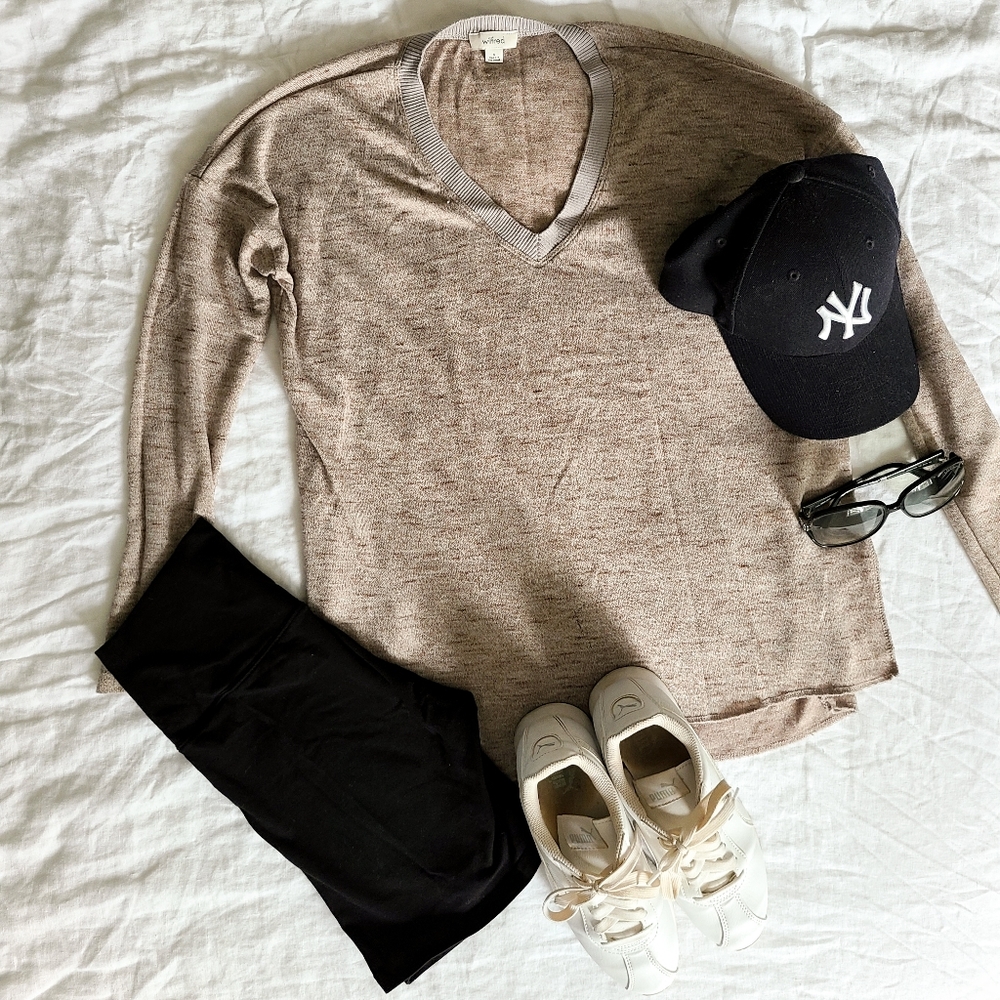 WILFRED light knit V-neck sweater